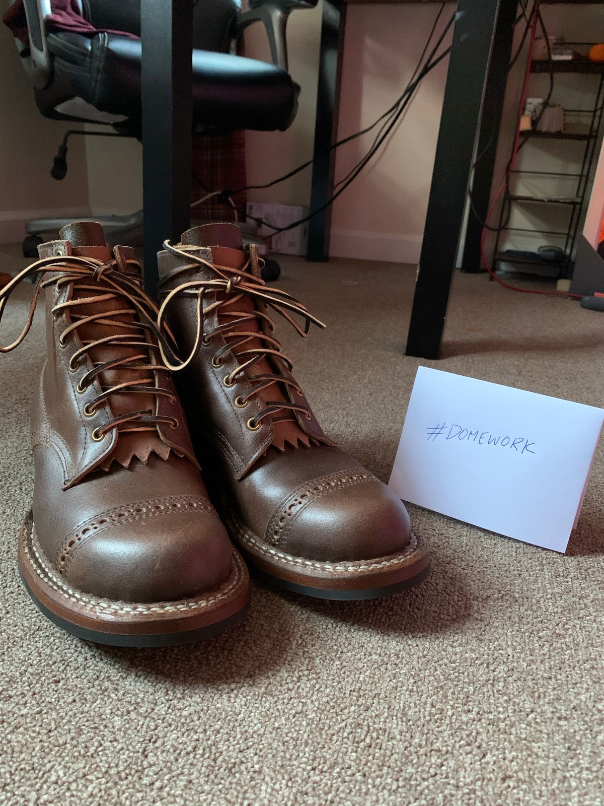 Photo by ivvn10 on October 5, 2022 of the White's 350 Cruiser in Horween Natural Waxed Flesh.