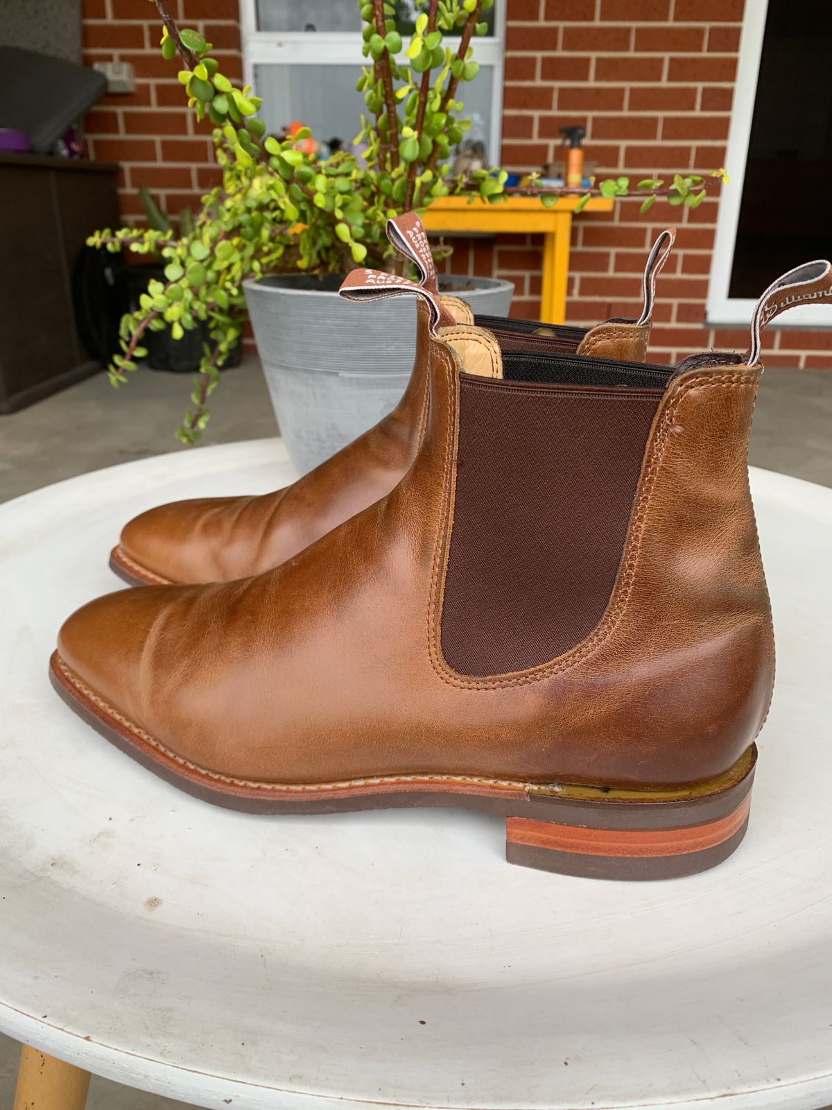 Photo by Thelifeofsomeguysboots on November 1, 2022 of the R.M. Williams Comfort Craftsman Boot in Caramel Pull-Up Leather.