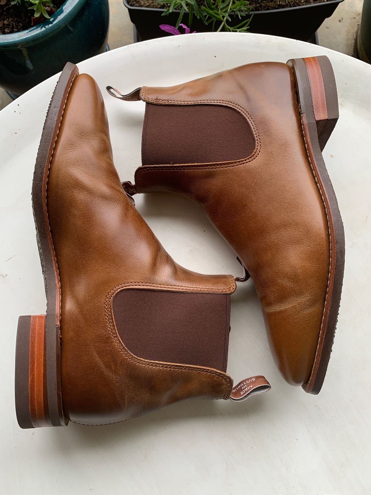 Photo by Thelifeofsomeguysboots on November 1, 2022 of the R.M. Williams Comfort Craftsman Boot in Caramel Pull-Up Leather.