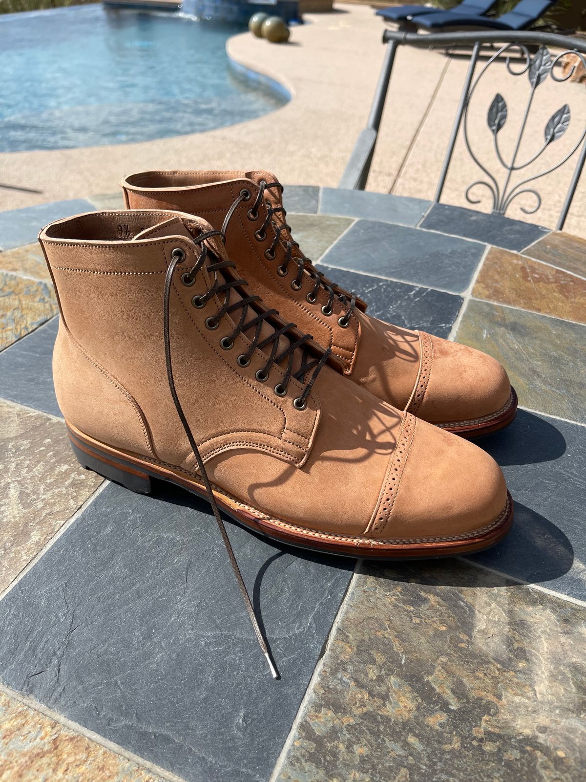 Photo by darrellgillette on October 1, 2023 of the Viberg Service Boot BCT in Horween Natural Crust Double Cordovan.