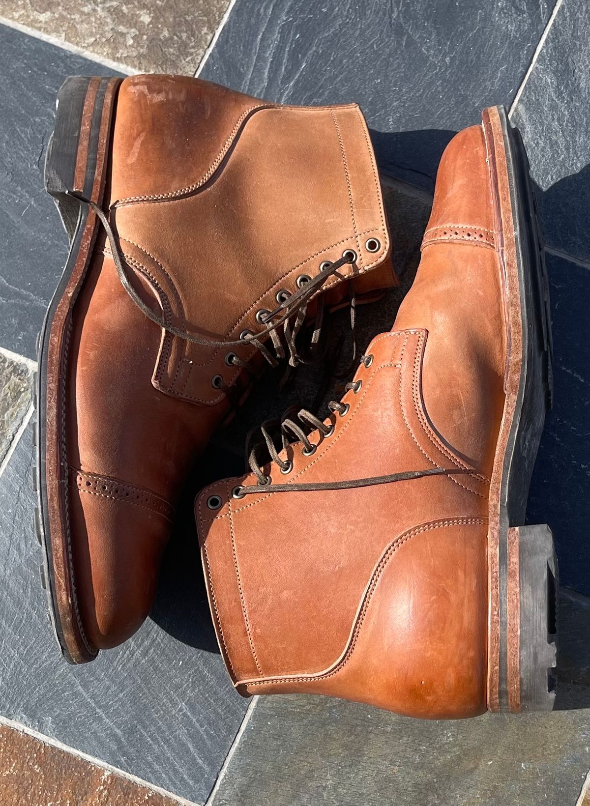 Photo by darrellgillette on March 5, 2024 of the Viberg Service Boot BCT in Horween Natural Crust Double Cordovan.
