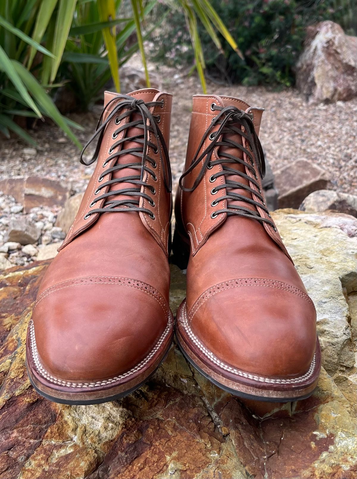 Photo by darrellgillette on April 5, 2024 of the Viberg Service Boot BCT in Horween Natural Crust Double Cordovan.