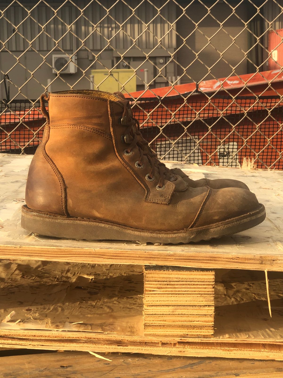 Photo by jvibe on January 5, 2024 of the Jim Green Baobab Boot in Fudge Crazy Horse.