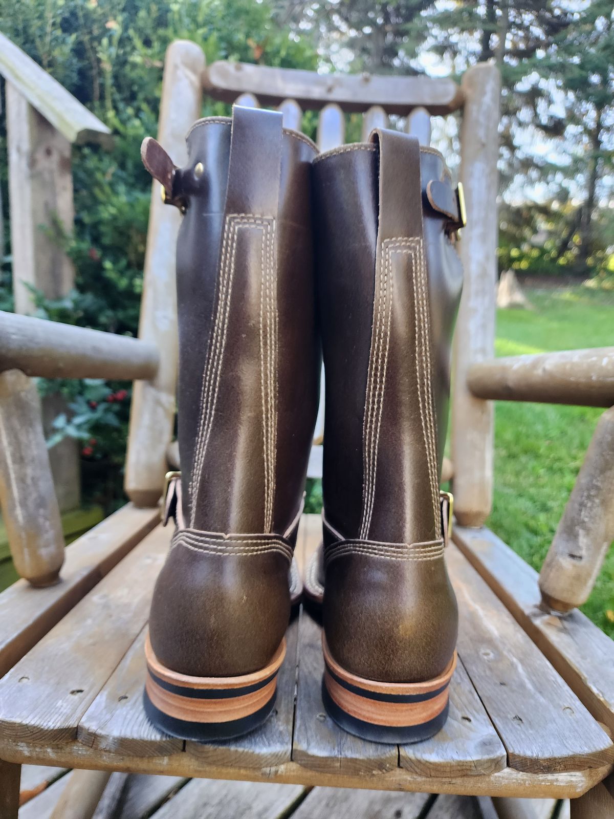 Photo by Colonel_Jiggles on October 5, 2023 of the White's Nomad Engineer Boots in Horween Olive Waxed Flesh.