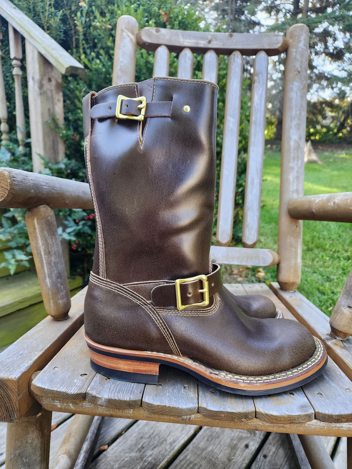 Photo by Colonel_Jiggles on October 5, 2023 of the White's Nomad Engineer Boots in Horween Olive Waxed Flesh.