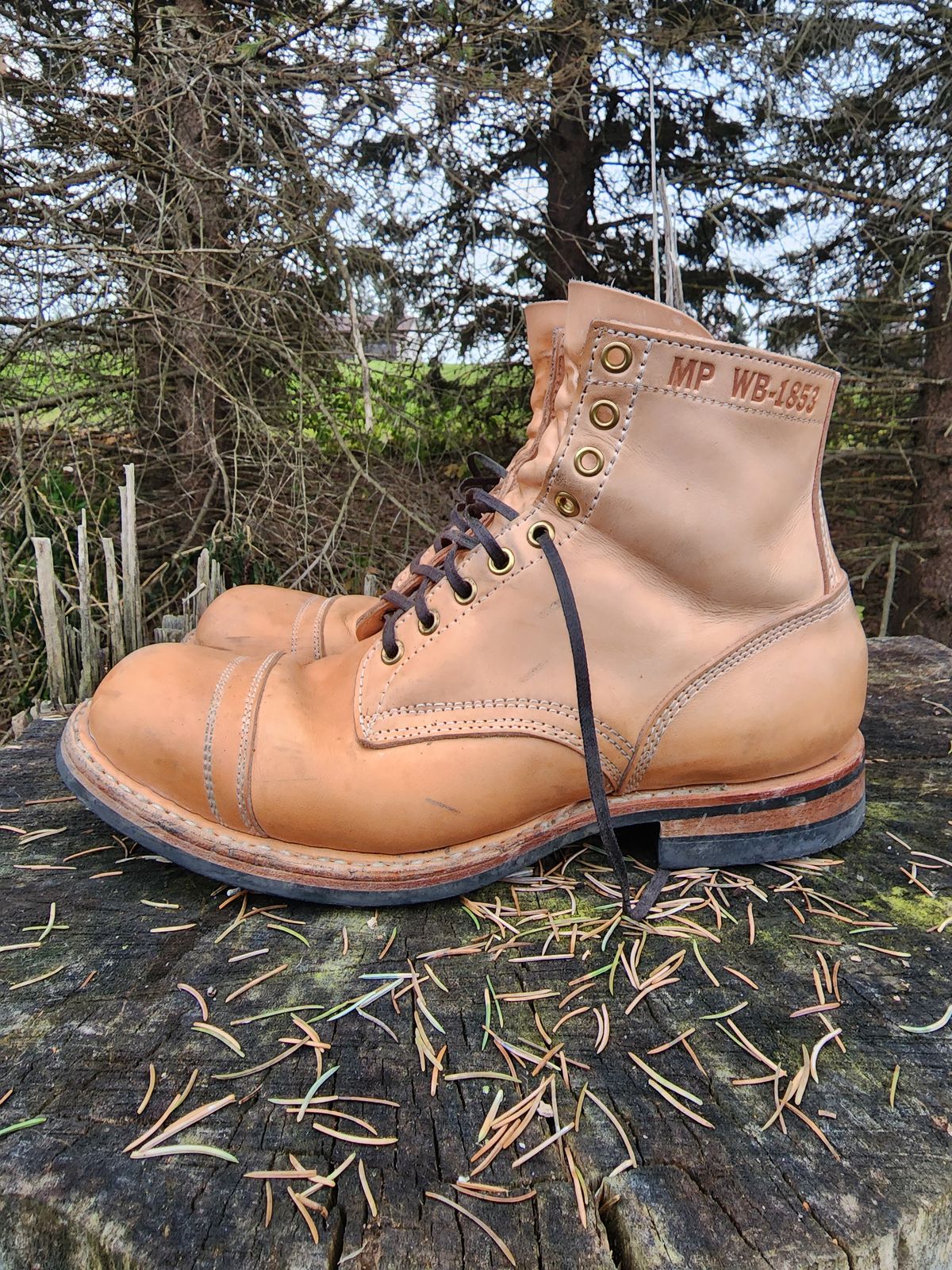 Photo by Colonel_Jiggles on November 5, 2022 of the White's MP-Sherman Toe Cap in Wickett & Craig Natural Veg Tan.
