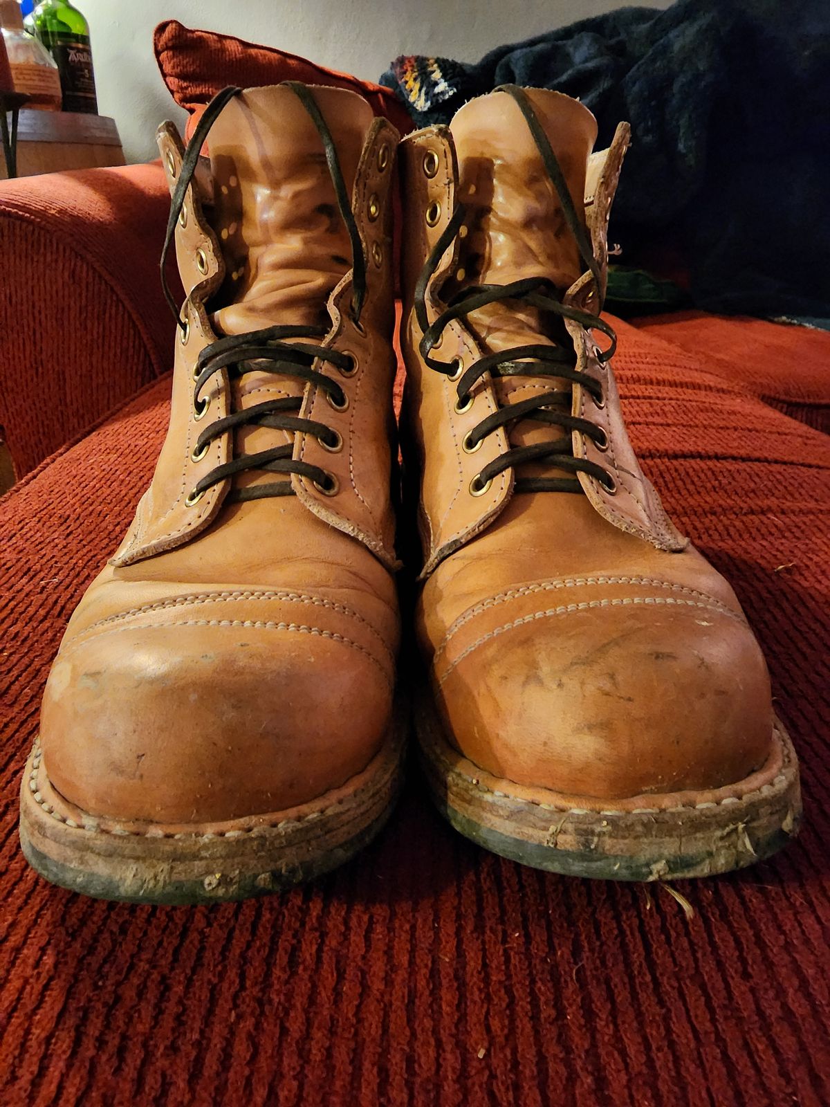 Photo by Colonel_Jiggles on January 6, 2023 of the White's MP-Sherman Toe Cap in Wickett & Craig Natural Veg Tan.