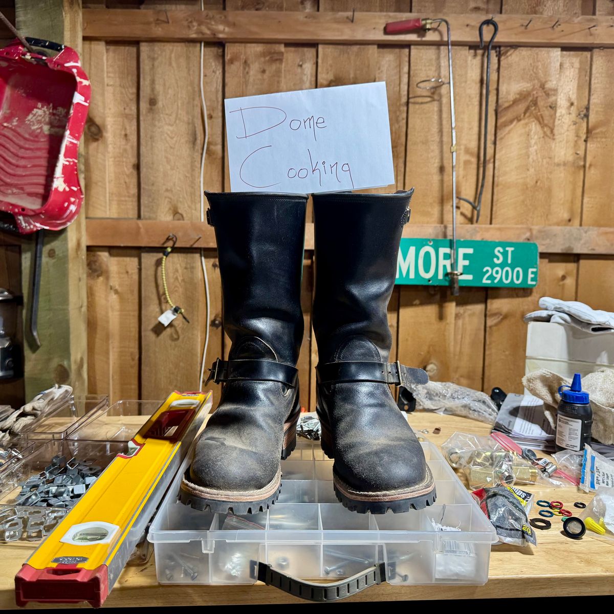 Photo by zander on November 6, 2025 of the Nicks StationMaster in Horween Black Waxed Flesh.