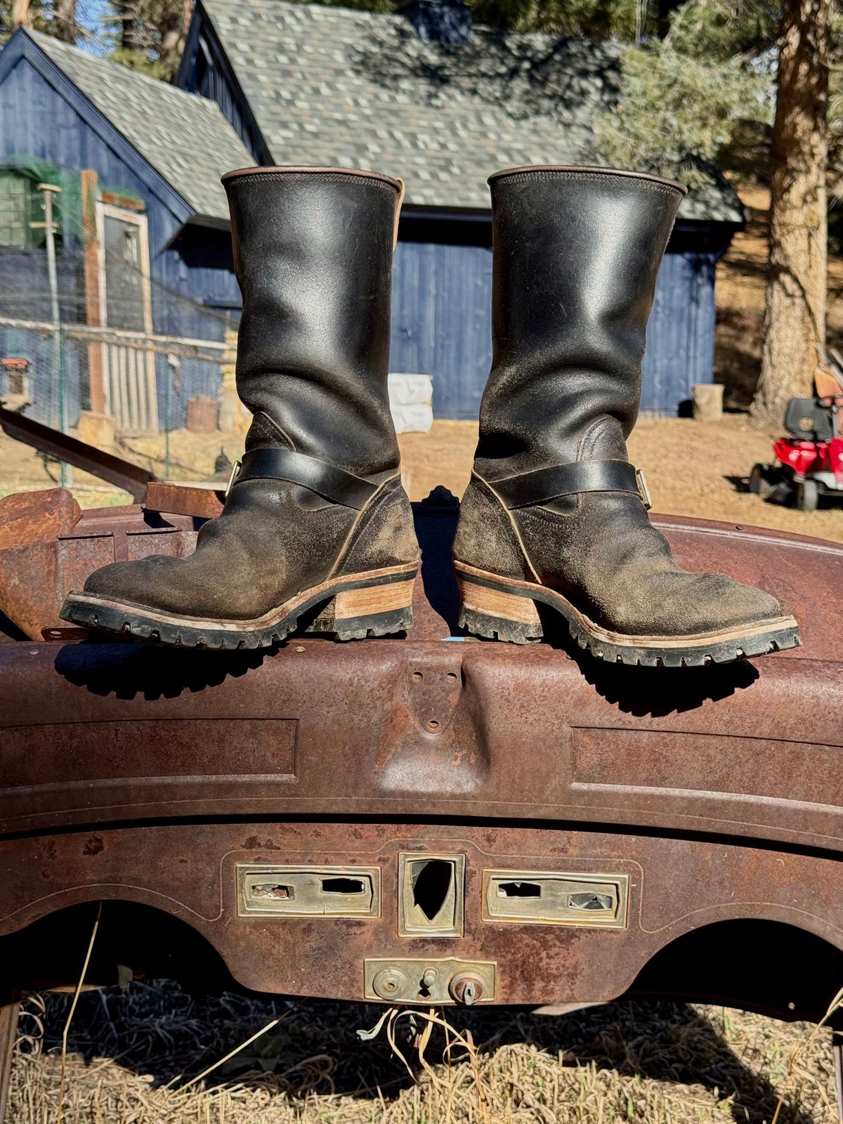 Photo by zander on March 5, 2026 of the Nicks StationMaster in Horween Black Waxed Flesh.