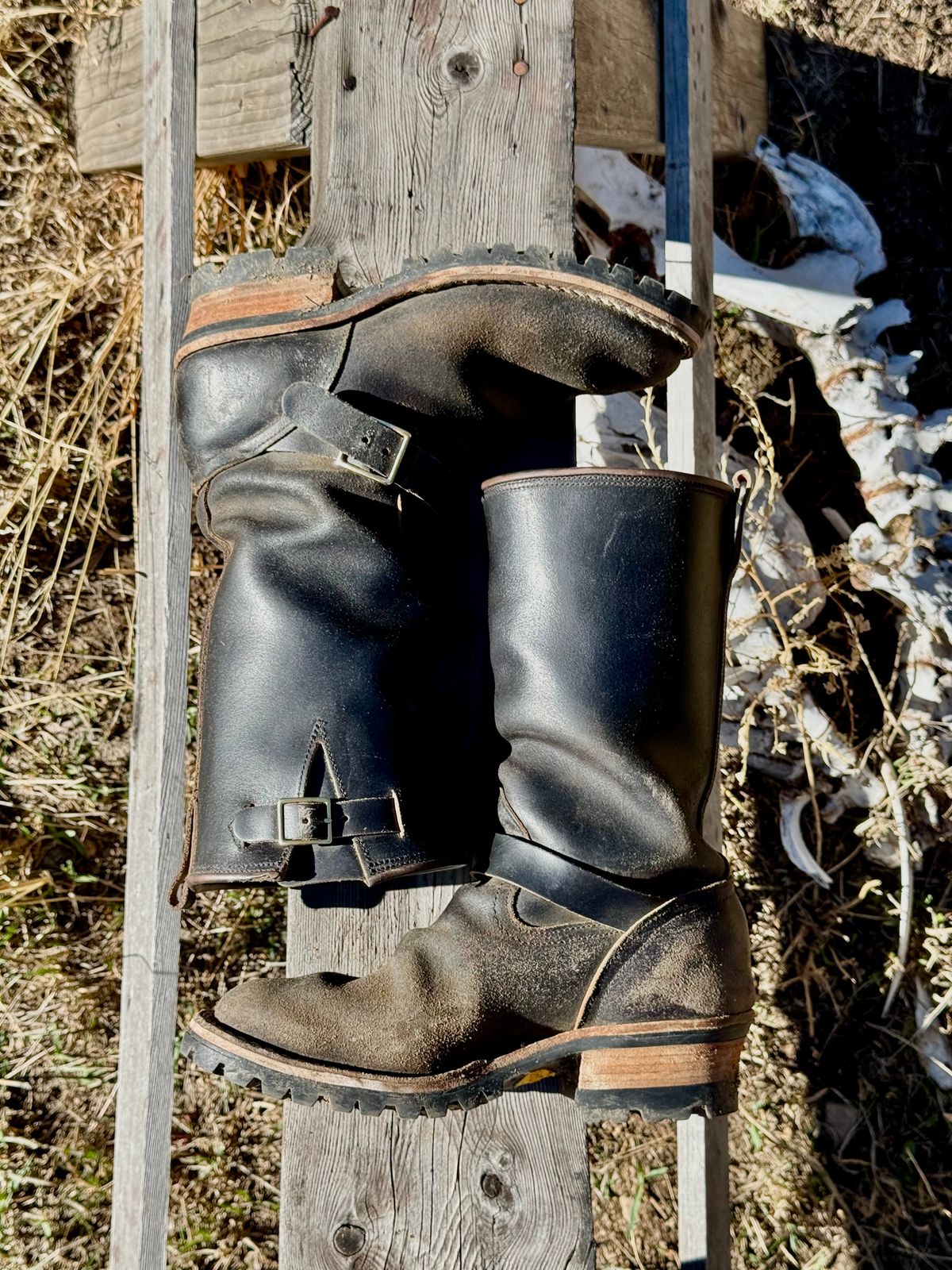 Photo by zander on March 5, 2026 of the Nicks StationMaster in Horween Black Waxed Flesh.