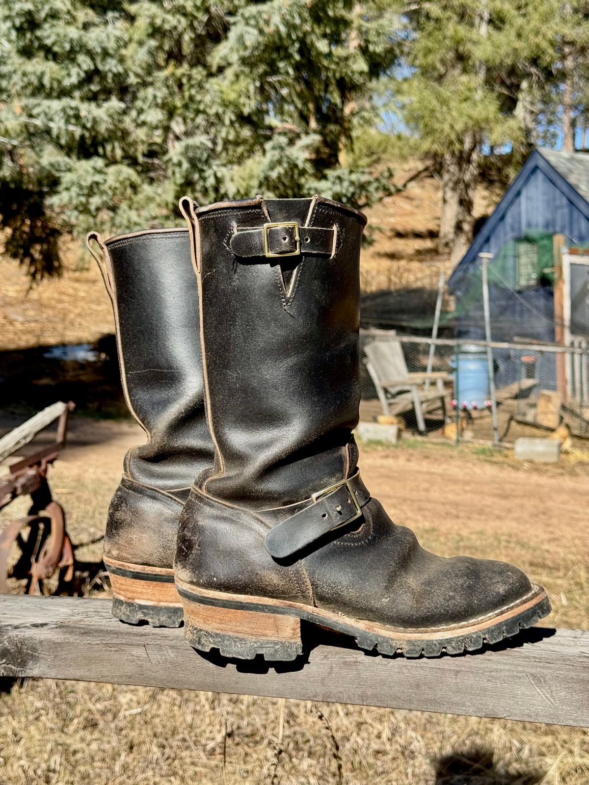 Photo by zander on March 5, 2026 of the Nicks StationMaster in Horween Black Waxed Flesh.
