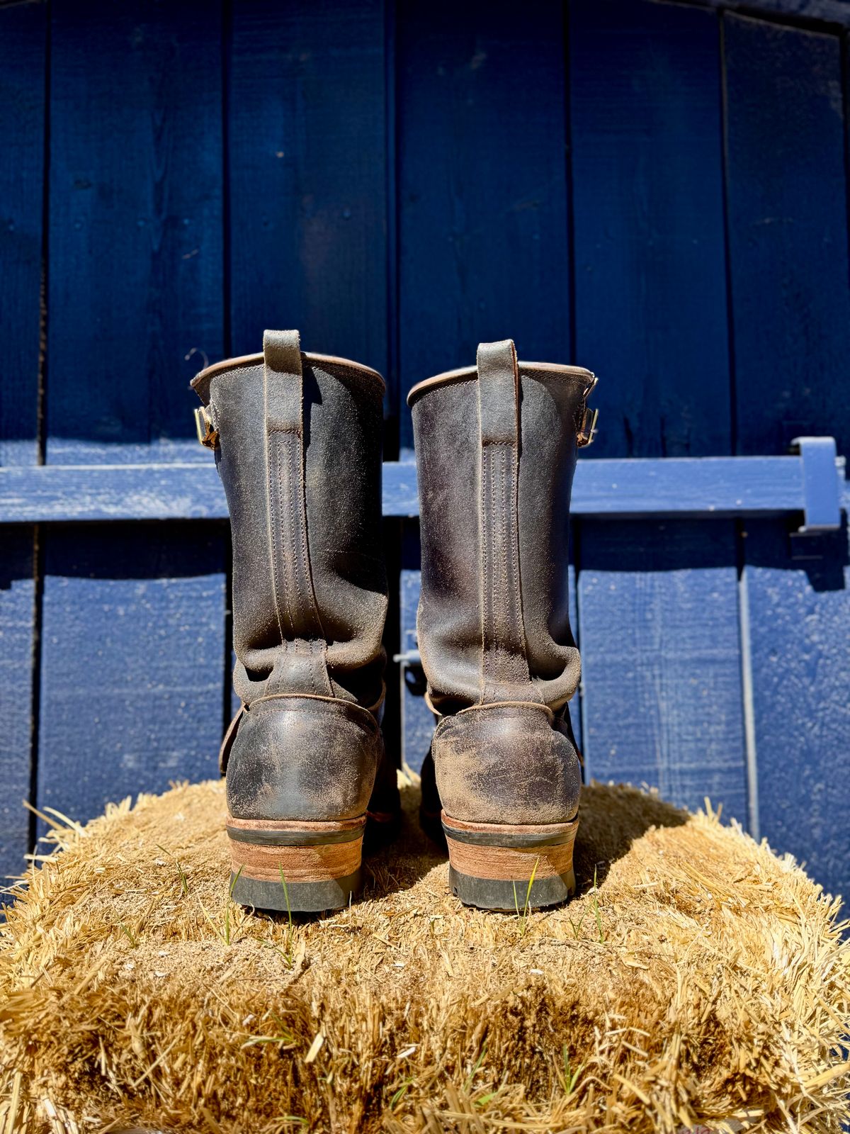 Photo by zander on April 5, 2026 of the Nicks StationMaster in Horween Black Waxed Flesh.