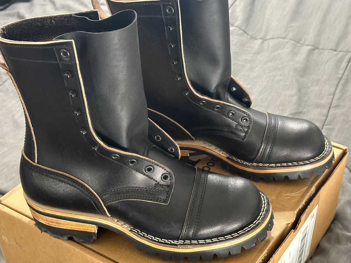 Photo by Shortstop on February 6, 2024 of the Nicks MTO in Horween Black Waxed Flesh.