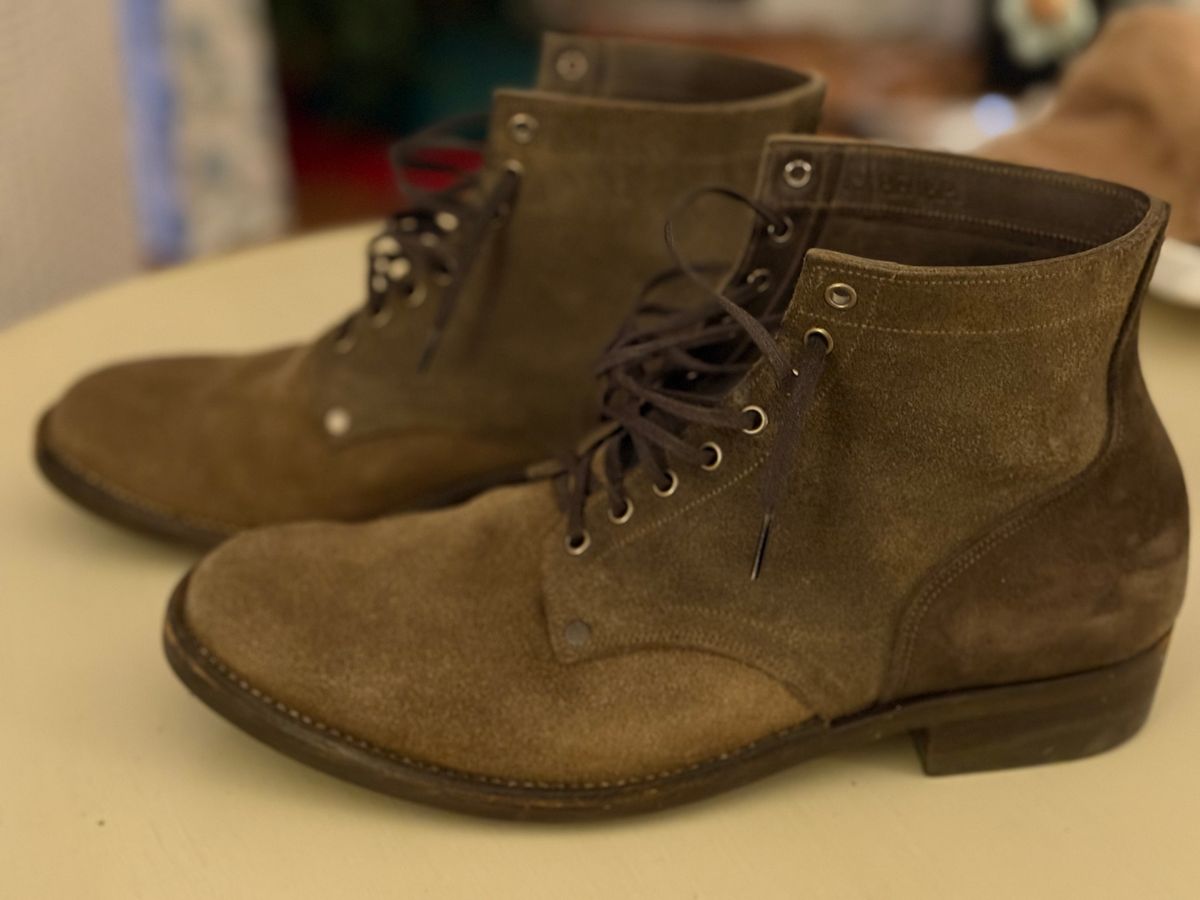 Photo by minus on December 5, 2025 of the NF Bootmaker Milton Boot in Horween Reverse Steel Predator & CF Stead Gingerbread Waxed Oasis & C.F. Stead Loden Kudu Reverse.