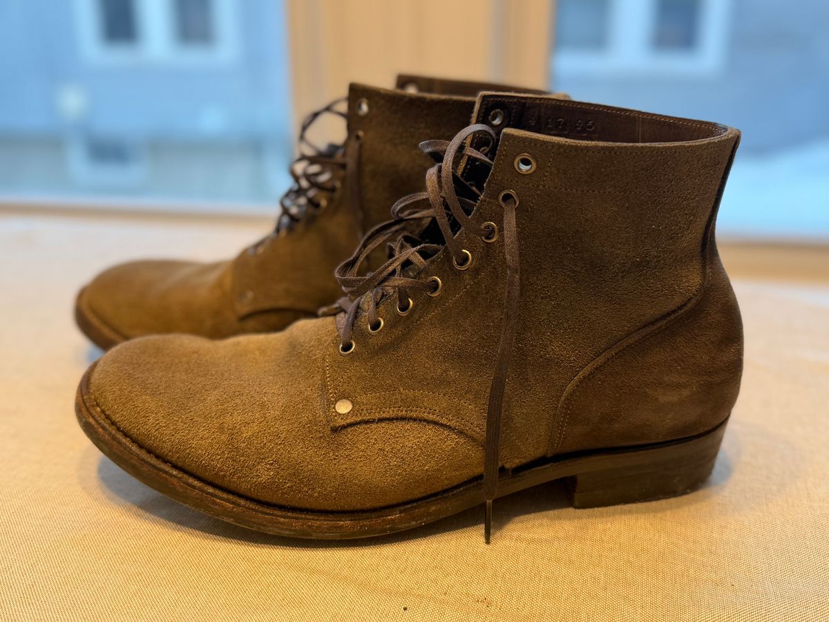 Photo by minus on February 5, 2026 of the NF Bootmaker Milton Boot in Horween Reverse Steel Predator & CF Stead Gingerbread Waxed Oasis & C.F. Stead Loden Kudu Reverse.
