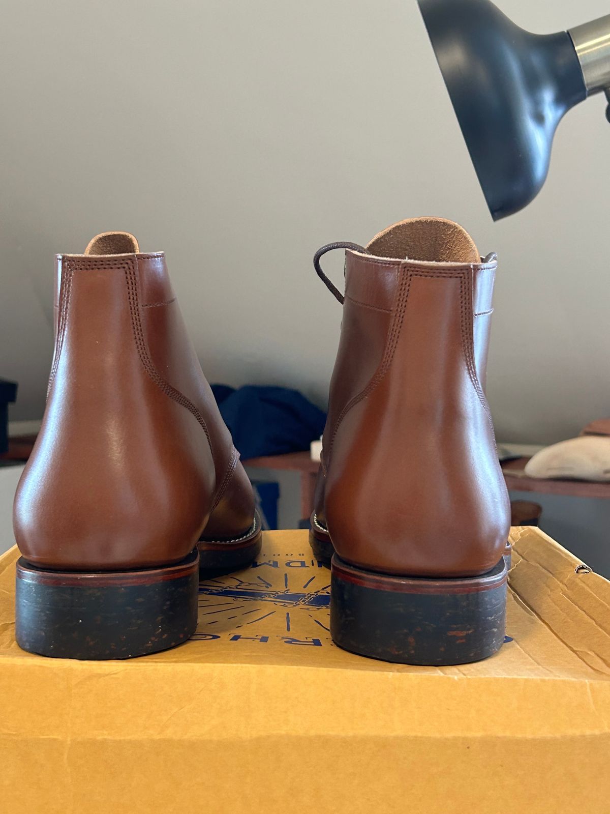 Photo by minus on October 1, 2023 of the Onderhoud SVC01 Boondocker in Wickett & Craig Conker English Bridle.