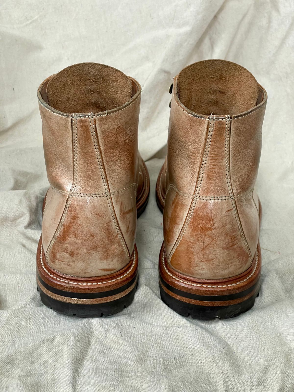 Photo by goodboots_badfeet on April 5, 2025 of the Grant Stone Brass Boot in Ghost Burro.