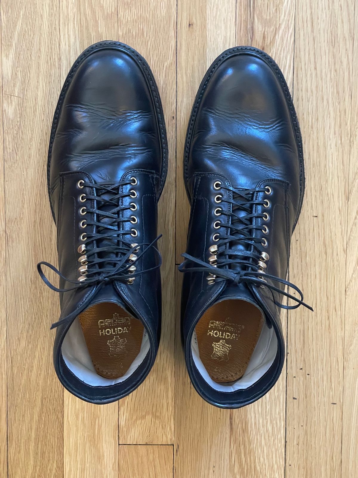 Photo by goodboots_badfeet on November 2, 2023 of the Alden Plain Toe Boot in Horween Black Chromexcel.