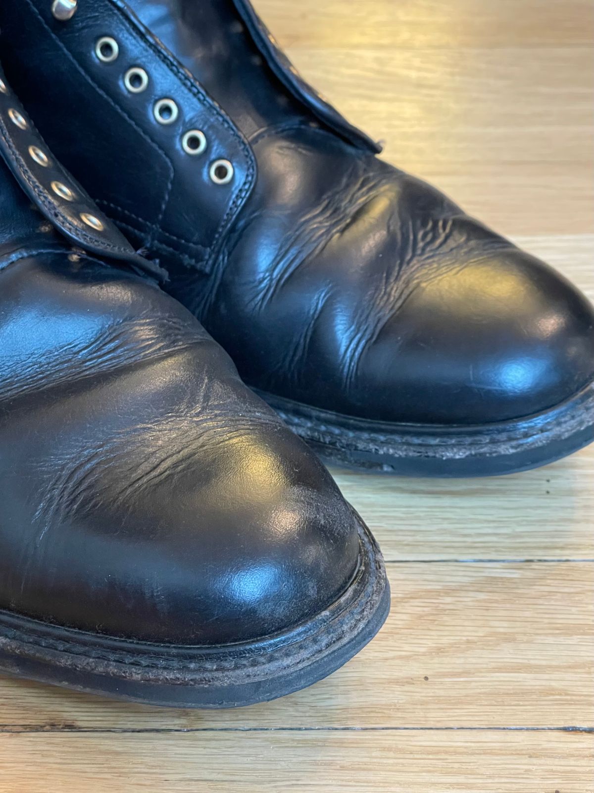 Photo by goodboots_badfeet on January 1, 2024 of the Alden Plain Toe Boot in Horween Black Chromexcel.