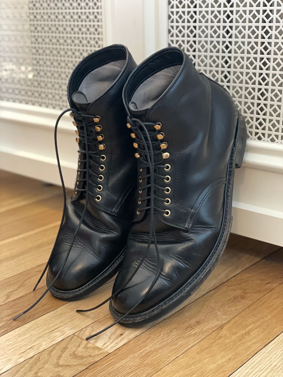 Photo by goodboots_badfeet on February 2, 2024 of the Alden Plain Toe Boot in Horween Black Chromexcel.