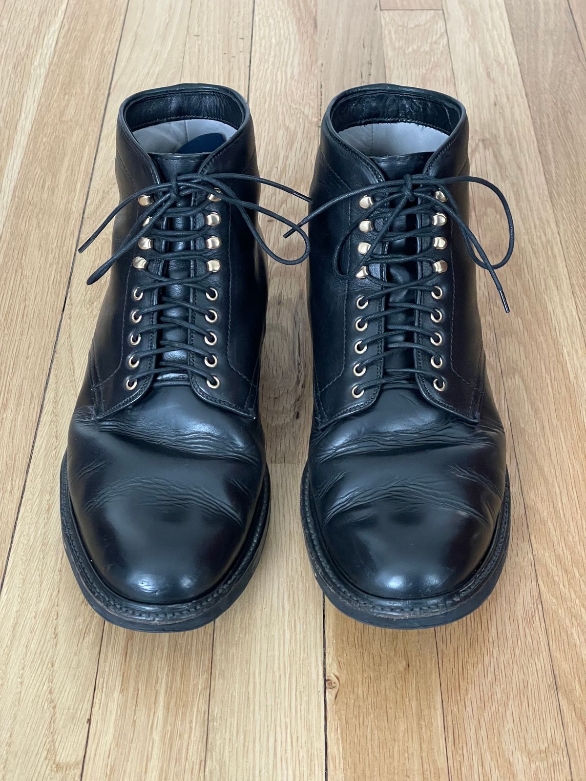 Photo by goodboots_badfeet on April 5, 2024 of the Alden Plain Toe Boot in Horween Black Chromexcel.