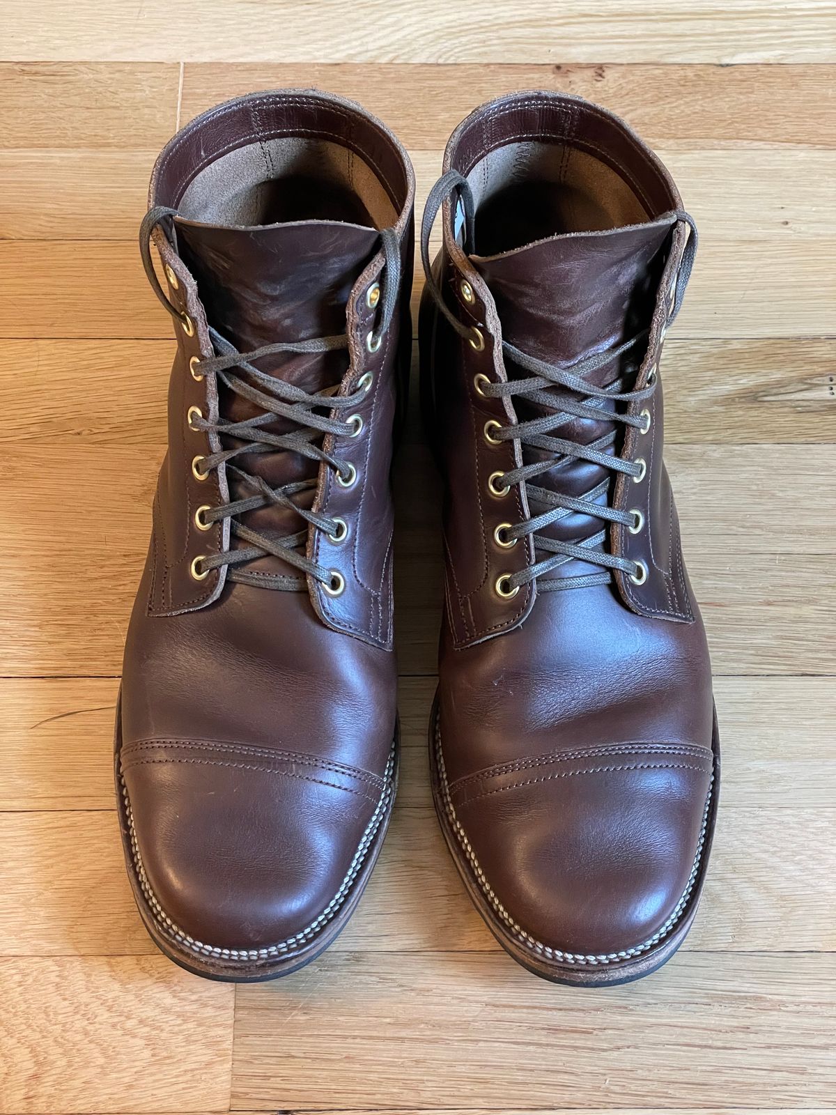 Photo by goodboots_badfeet on August 10, 2024 of the Viberg Service Boot in Horween Brown Chromexcel.