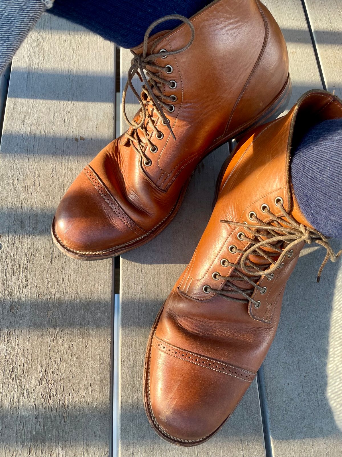 Photo by goodboots_badfeet on January 1, 2024 of the Viberg Service Boot BCT in Horween Coconut Dublin.