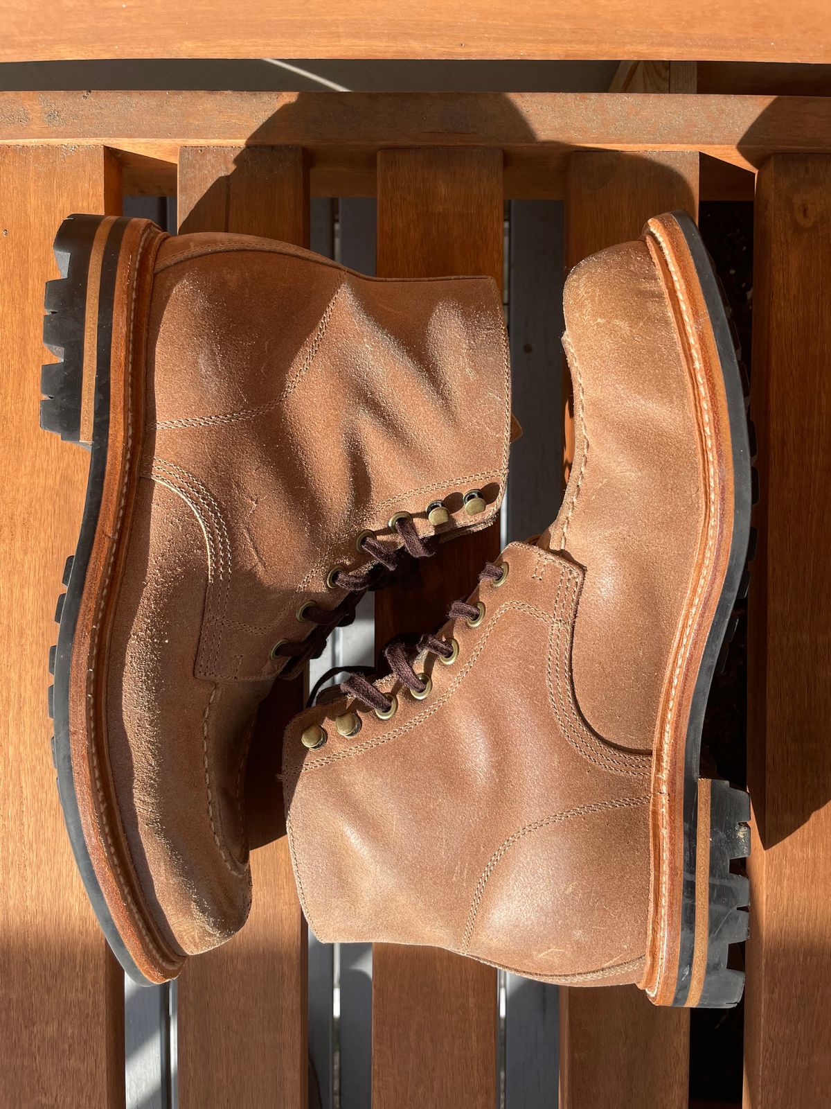 Photo by goodboots_badfeet on January 1, 2023 of the Grant Stone Brass Boot in C.F. Stead Natural Waxy Commander Suede.