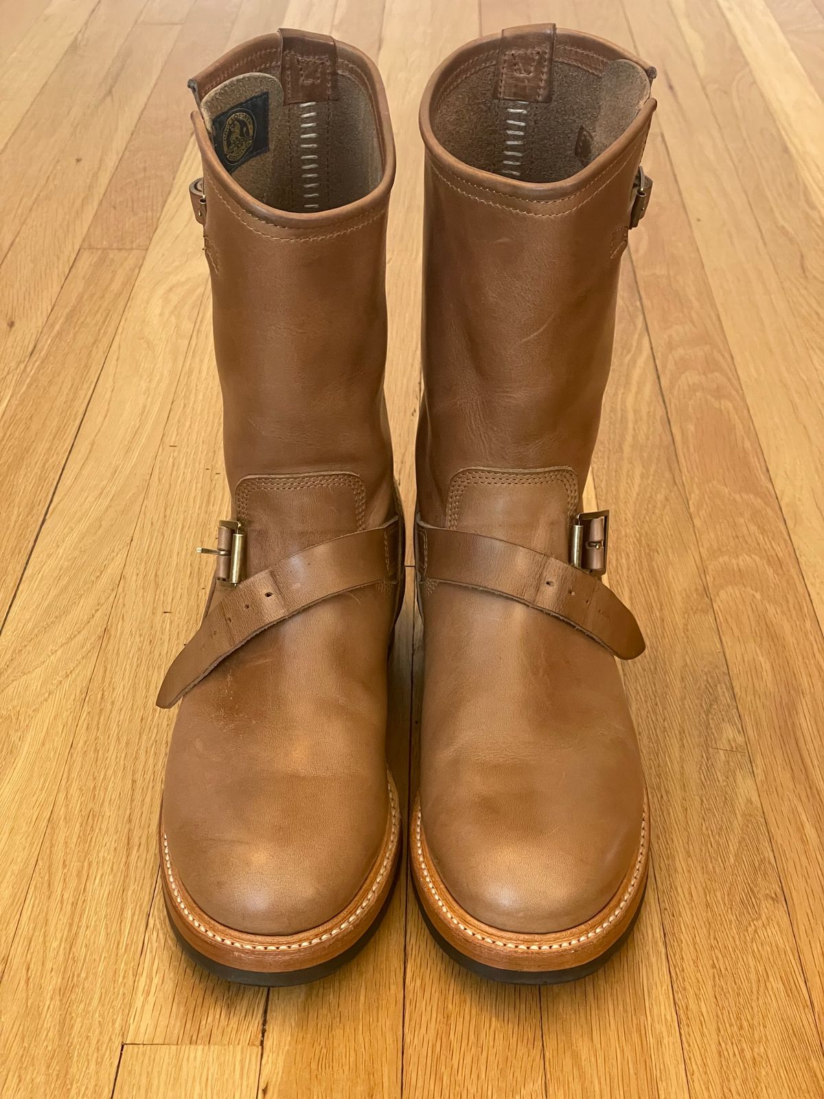 Photo by goodboots_badfeet on November 26, 2023 of the John Lofgren Wabash Engineer Boots in Horween Natural Chromexcel.