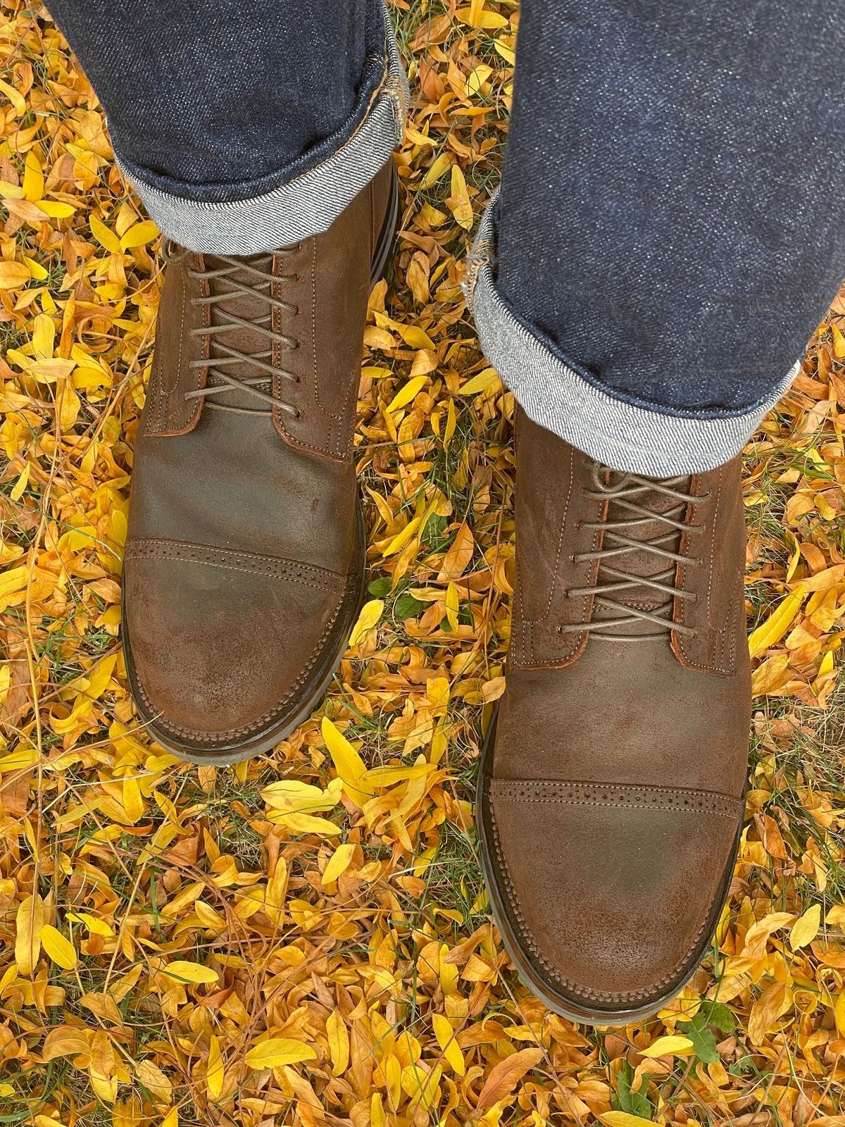 Photo by goodboots_badfeet on October 4, 2024 of the Viberg Service Boot BCT in C.F. Stead Snuff Waxy Commander Suede.