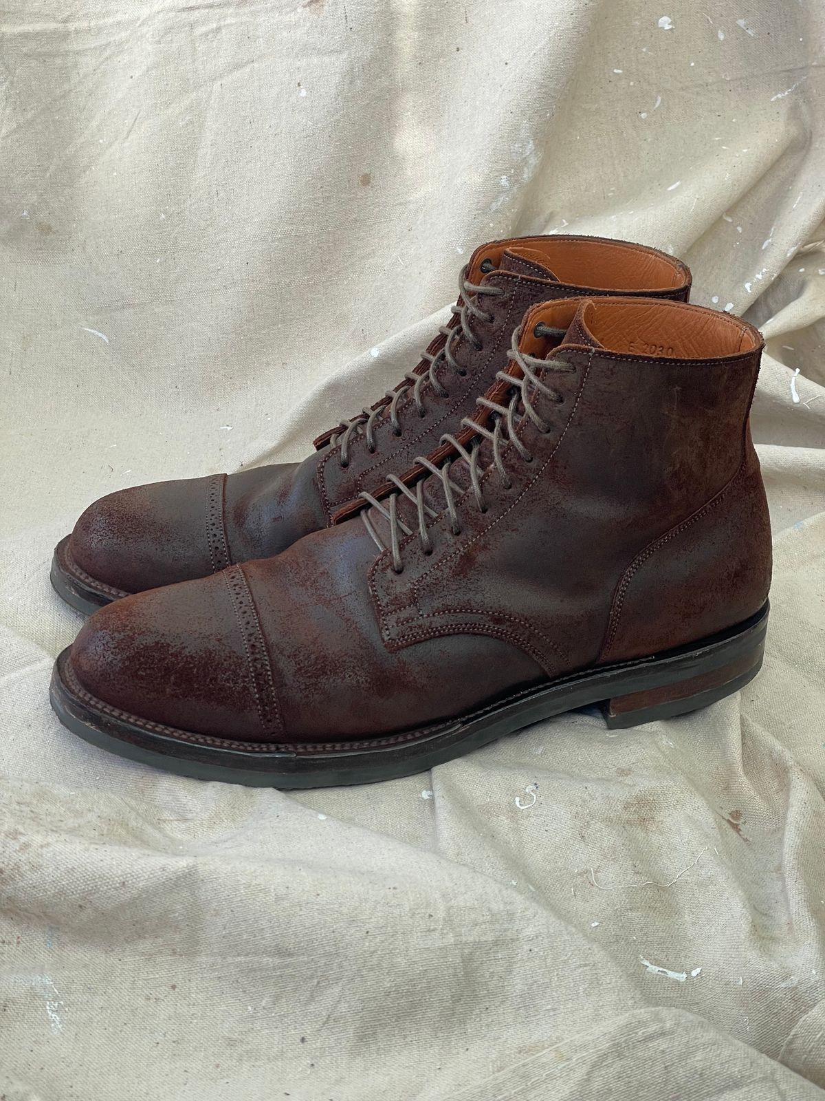 Photo by goodboots_badfeet on December 5, 2024 of the Viberg Service Boot BCT in C.F. Stead Snuff Waxy Commander Suede.