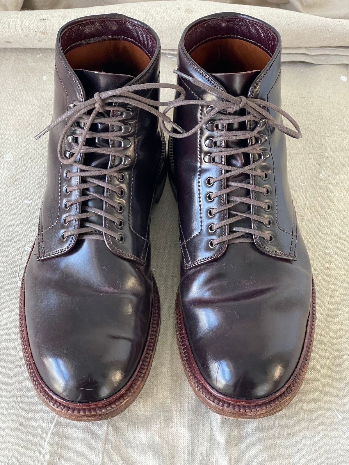 Photo by goodboots_badfeet on November 24, 2024 of the Alden x Leffot Villager Boot in Horween Color 8 Shell Cordovan.
