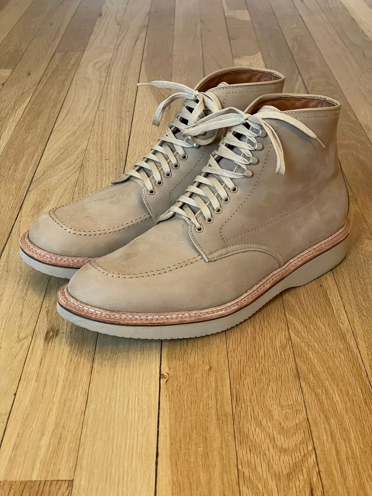 Photo by goodboots_badfeet on February 13, 2024 of the Alden Indy Boot in Tan Nubuck.