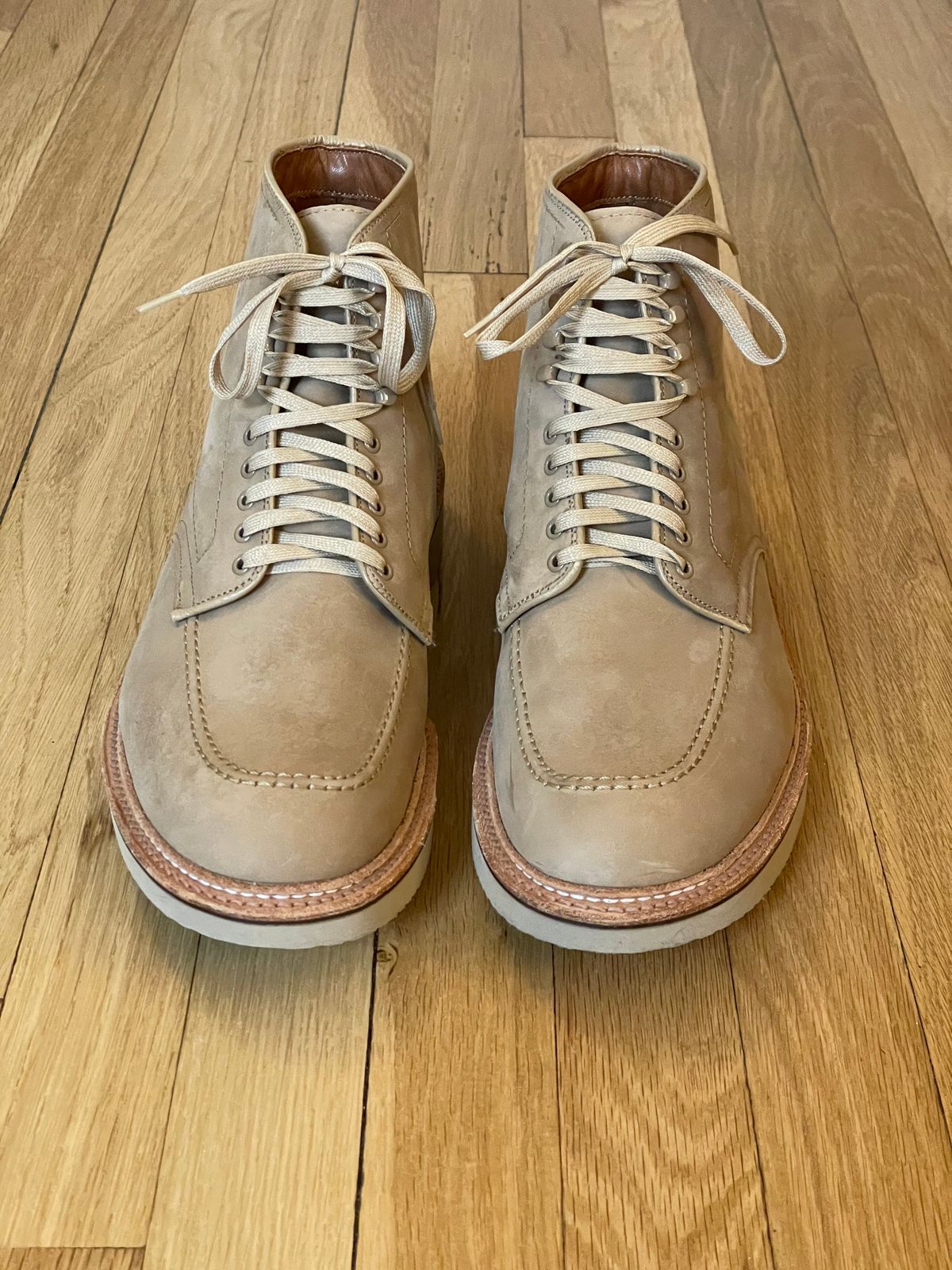 Photo by goodboots_badfeet on February 13, 2024 of the Alden Indy Boot in Tan Nubuck.