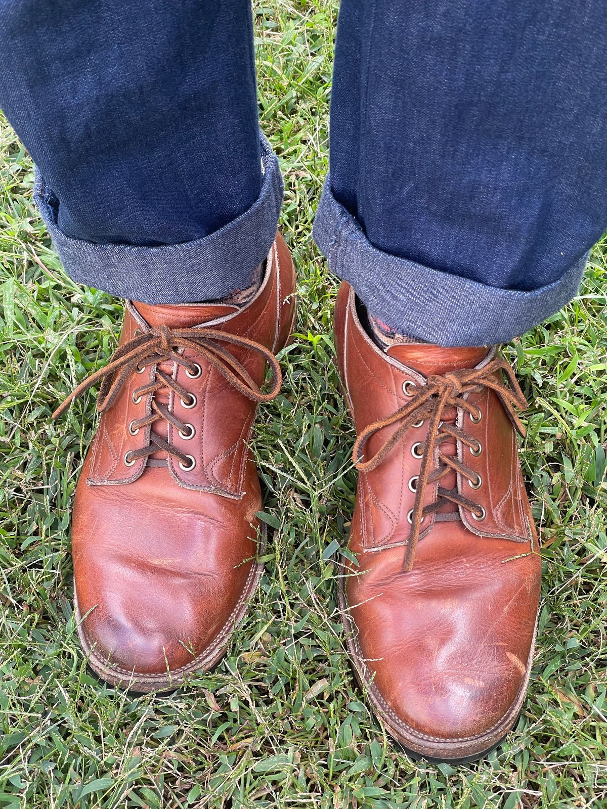 Photo by goodboots_badfeet on September 26, 2025 of the Viberg 145 Oxford in Horween Saddle Tan Chromepak.