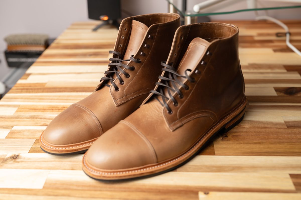 Photo by SparseConsolidation on October 10, 2023 of the Oak Street Bootmakers Lakeshore Boot in Horween Natural Chromexcel.