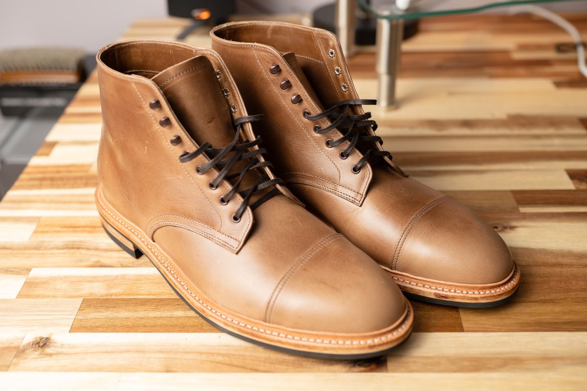 Photo by SparseConsolidation on October 10, 2023 of the Oak Street Bootmakers Lakeshore Boot in Horween Natural Chromexcel.