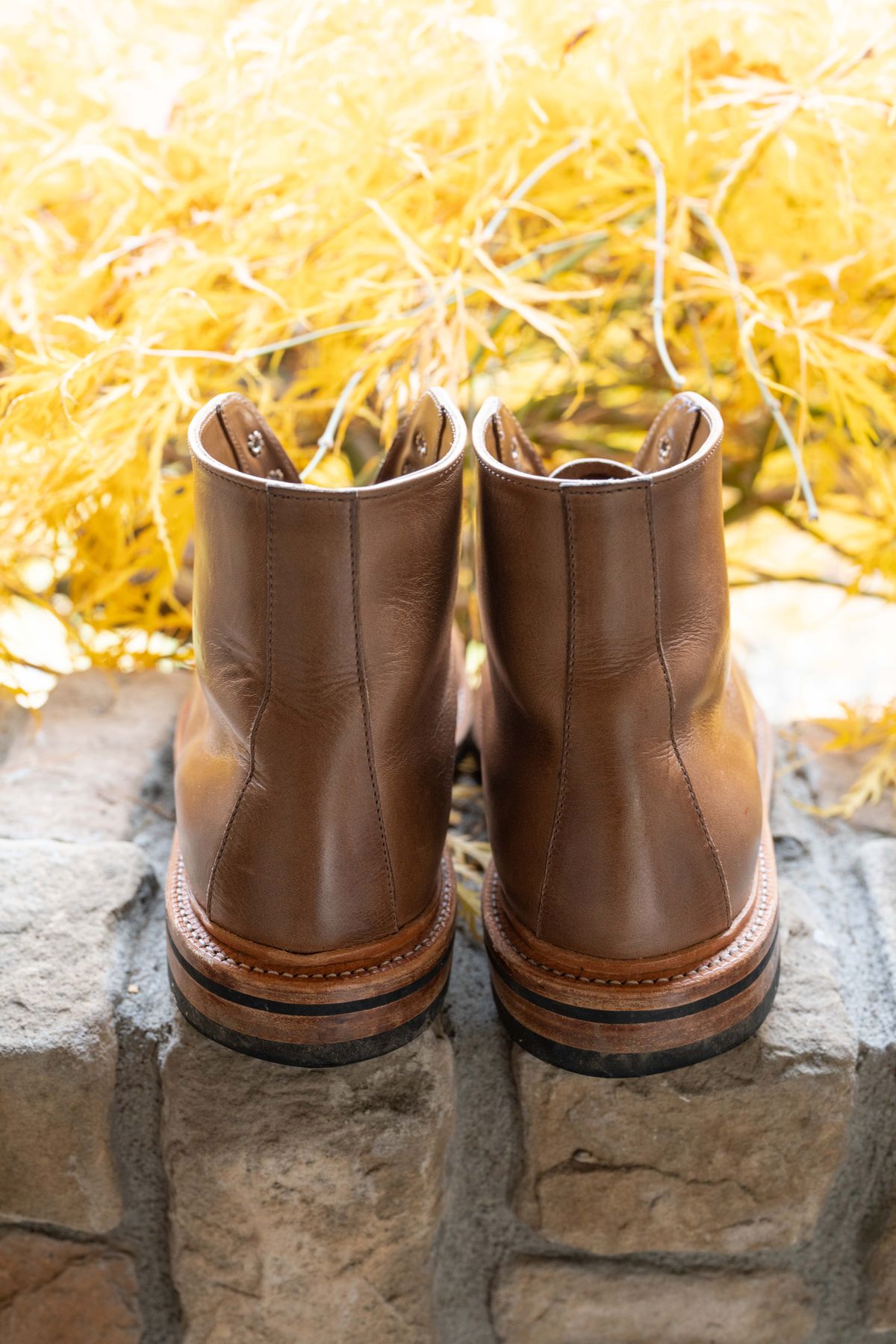 Photo by SparseConsolidation on November 9, 2023 of the Oak Street Bootmakers Lakeshore Boot in Horween Natural Chromexcel.