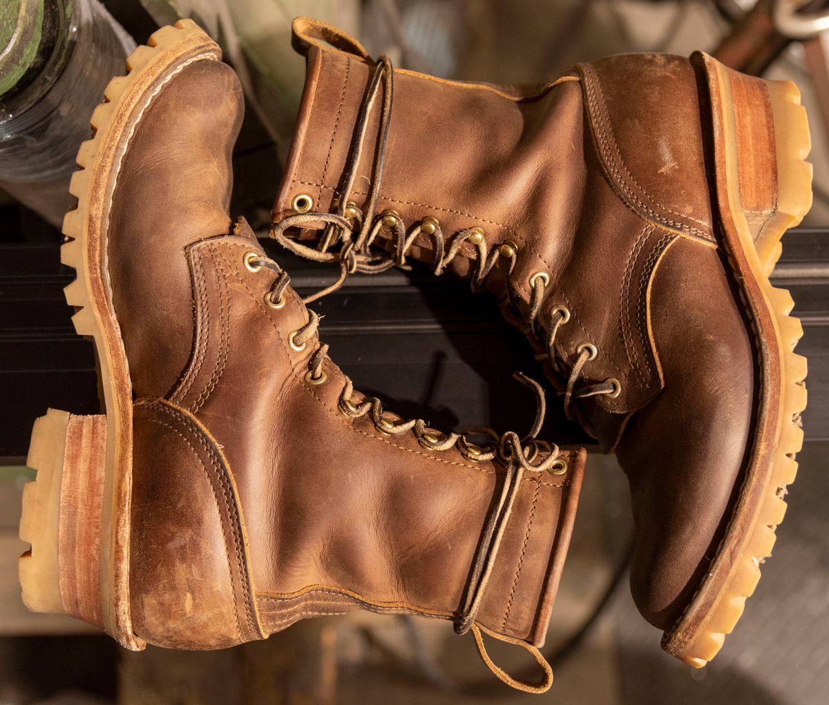 Photo by jimmy3roller on December 4, 2023 of the Nicks MTO in Horween Whiskey Predator.