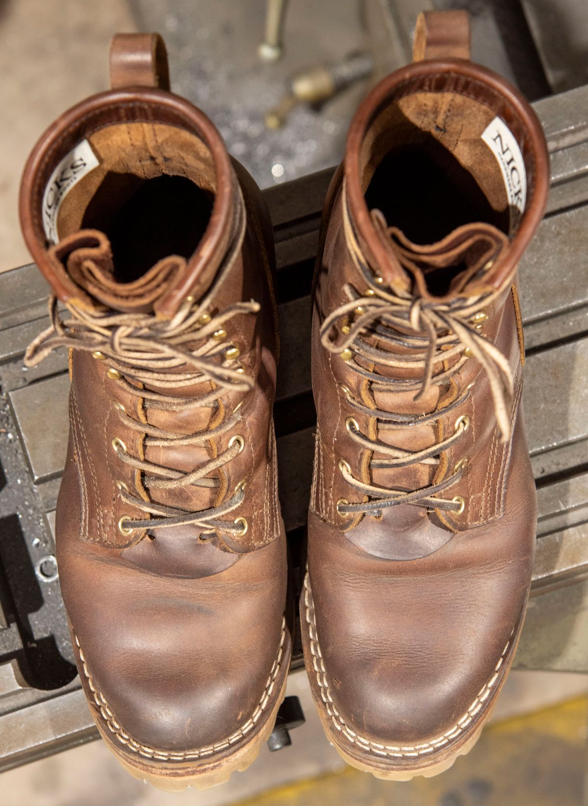 Photo by jimmy3roller on January 6, 2024 of the Nicks MTO in Horween Whiskey Predator.