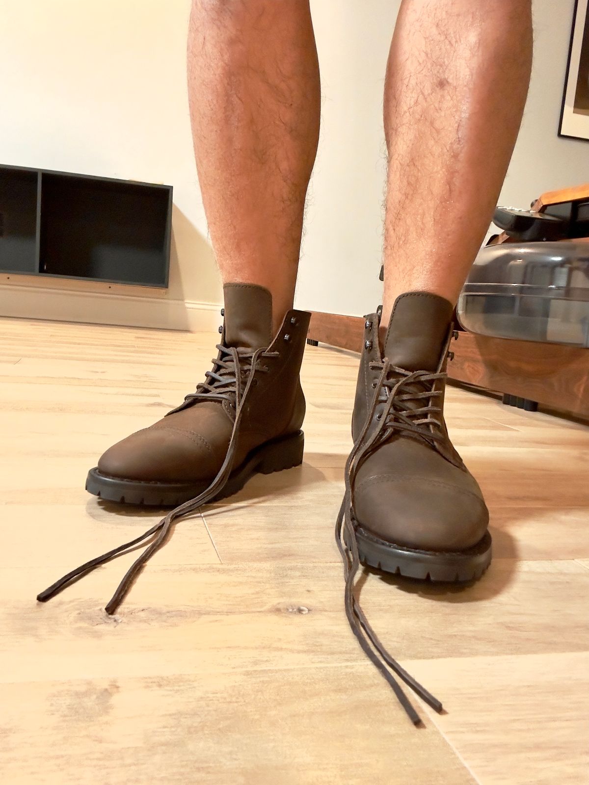 Photo by Nath on October 1, 2023 of the Thursday Captain in Tobacco Rugged & Resilient.