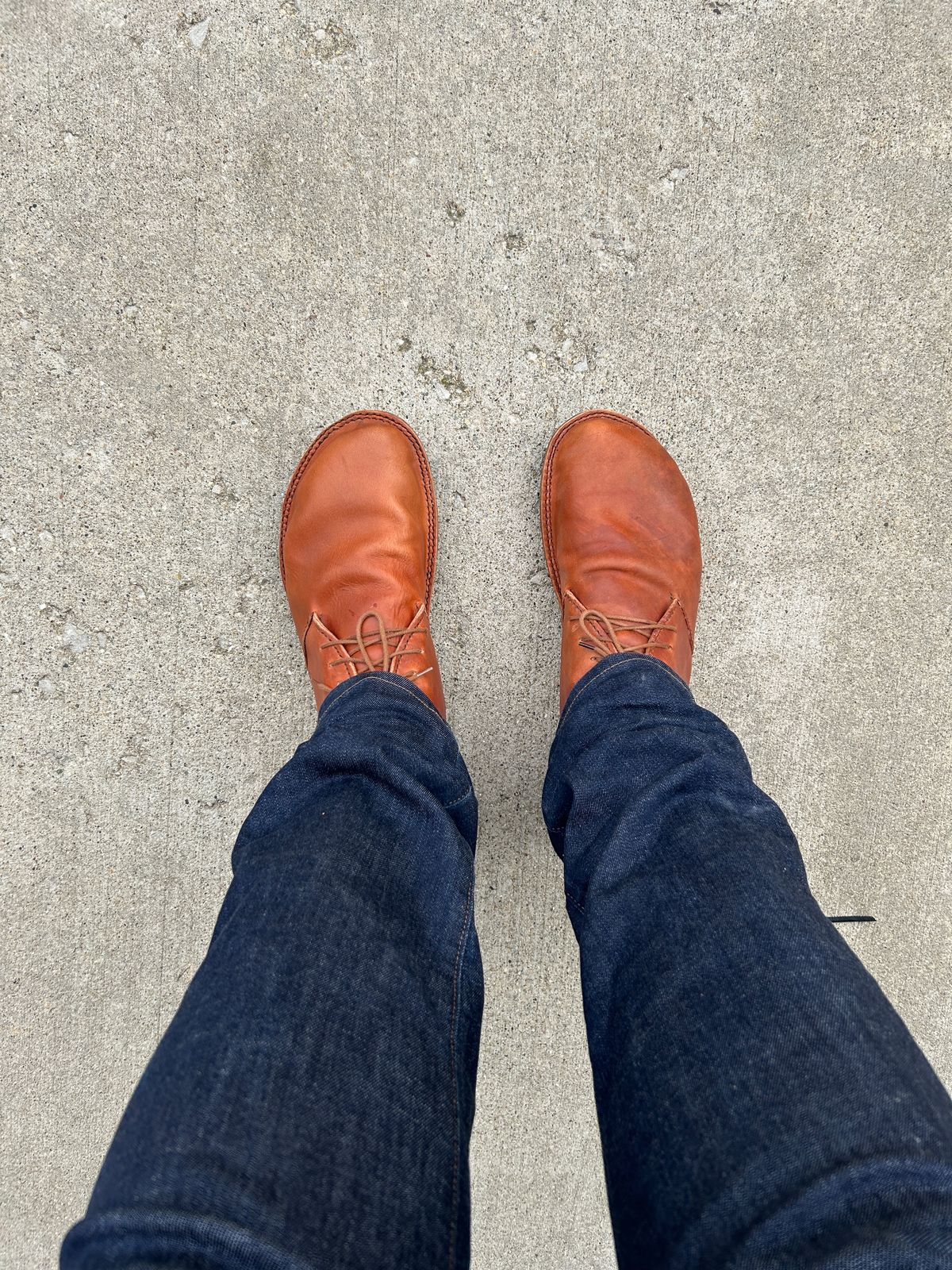 Photo by treetopgoods on October 5, 2023 of the Treetop Goods Desert Boot in Wickett & Craig Oak Skirting.