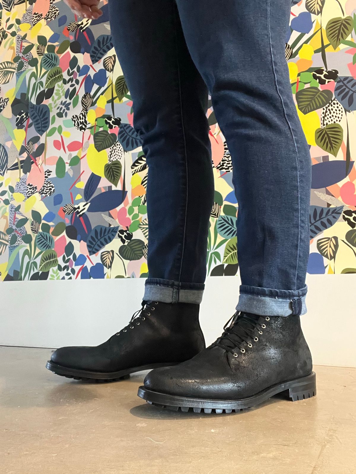 Photo by rollothethird on November 1, 2022 of the Viberg Service Boot in Camel Black Waxed Roughout.