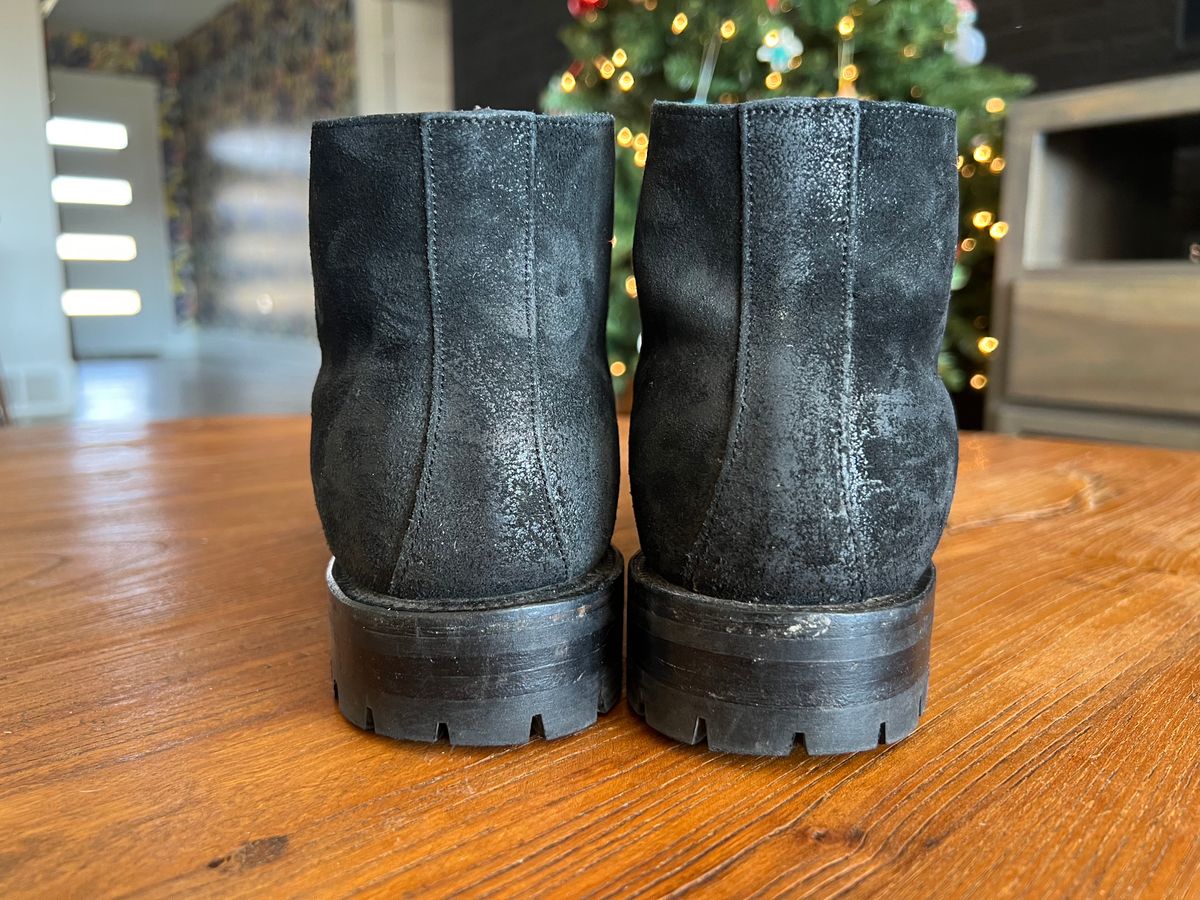 Photo by rollothethird on December 4, 2022 of the Viberg Service Boot in Camel Black Waxed Roughout.