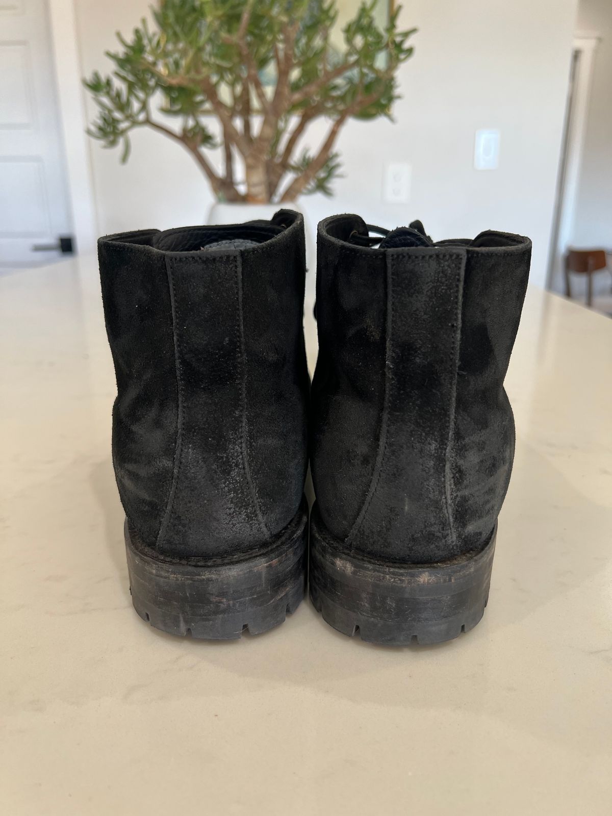 Photo by rollothethird on January 6, 2023 of the Viberg Service Boot in Camel Black Waxed Roughout.