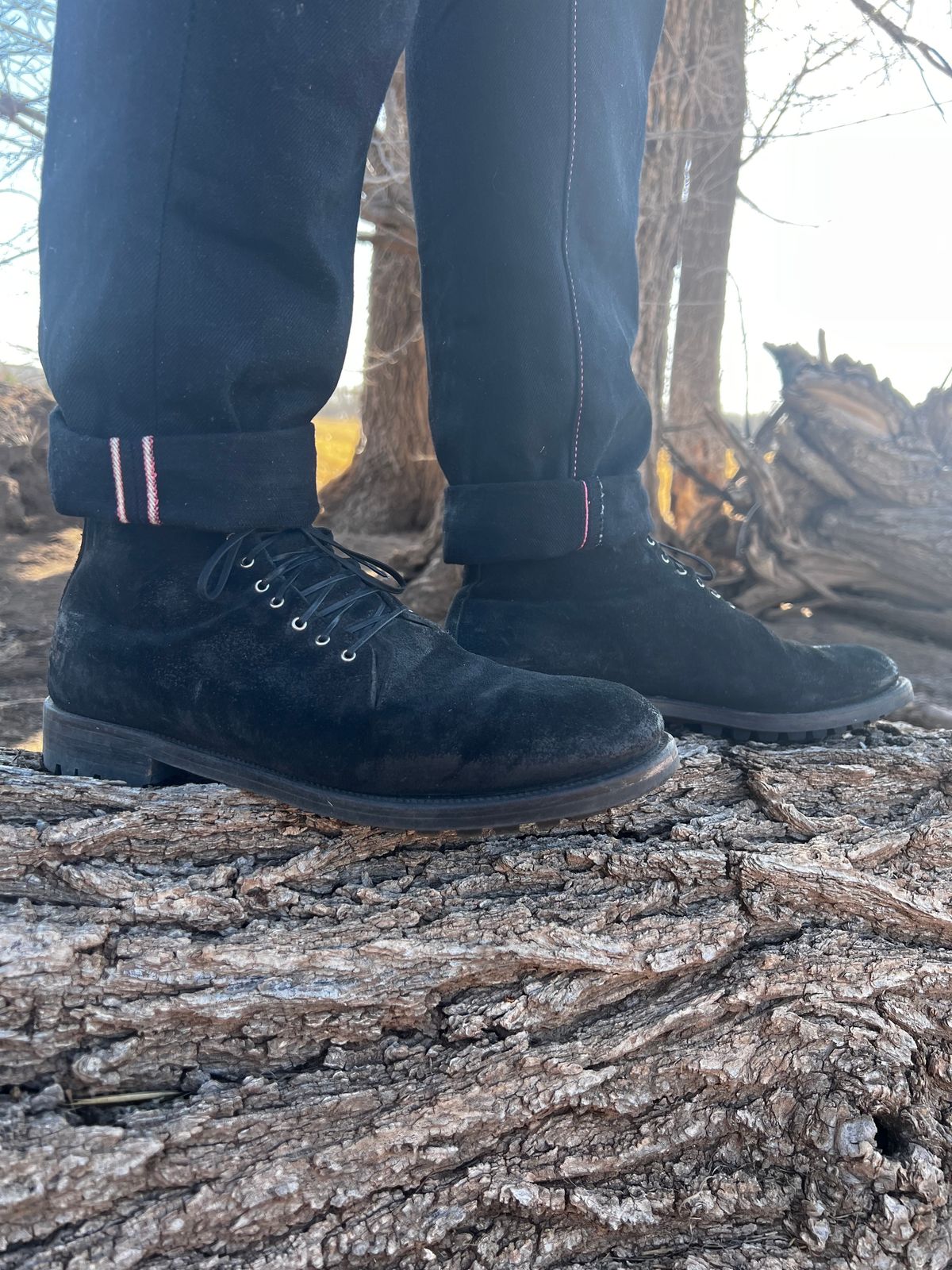 Photo by rollothethird on February 5, 2023 of the Viberg Service Boot in Camel Black Waxed Roughout.