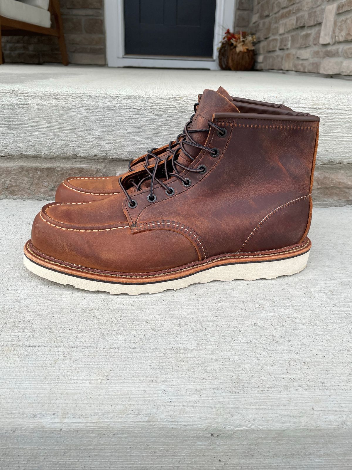 Photo by hconley on October 1, 2022 of the Red Wing 6-Inch Classic Moc in S.B. Foot Copper Rough and Tough.