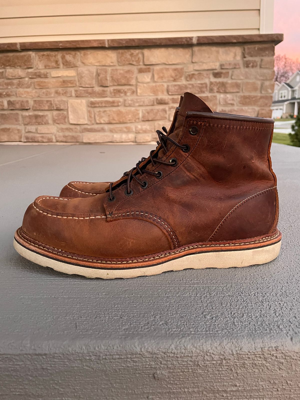 Photo by hconley on November 5, 2022 of the Red Wing 6-Inch Classic Moc in S.B. Foot Copper Rough and Tough.