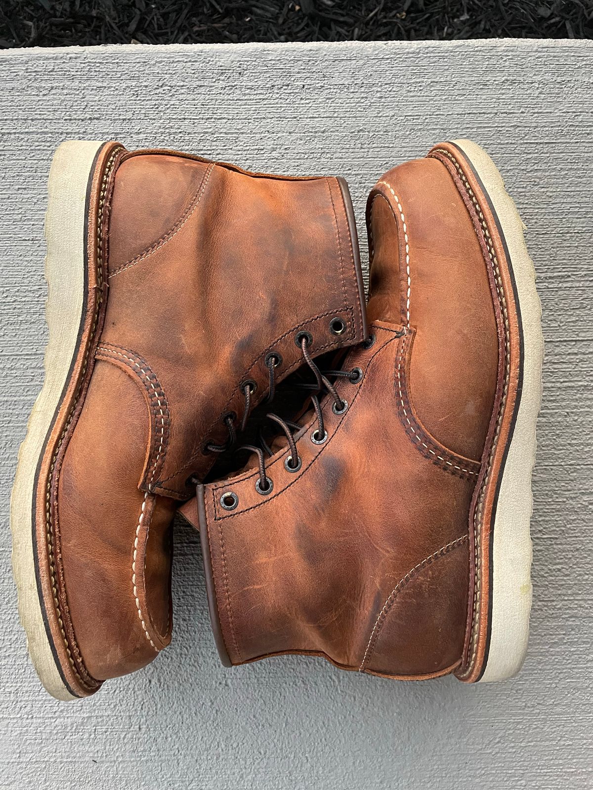 Photo by hconley on November 5, 2022 of the Red Wing 6-Inch Classic Moc in S.B. Foot Copper Rough and Tough.