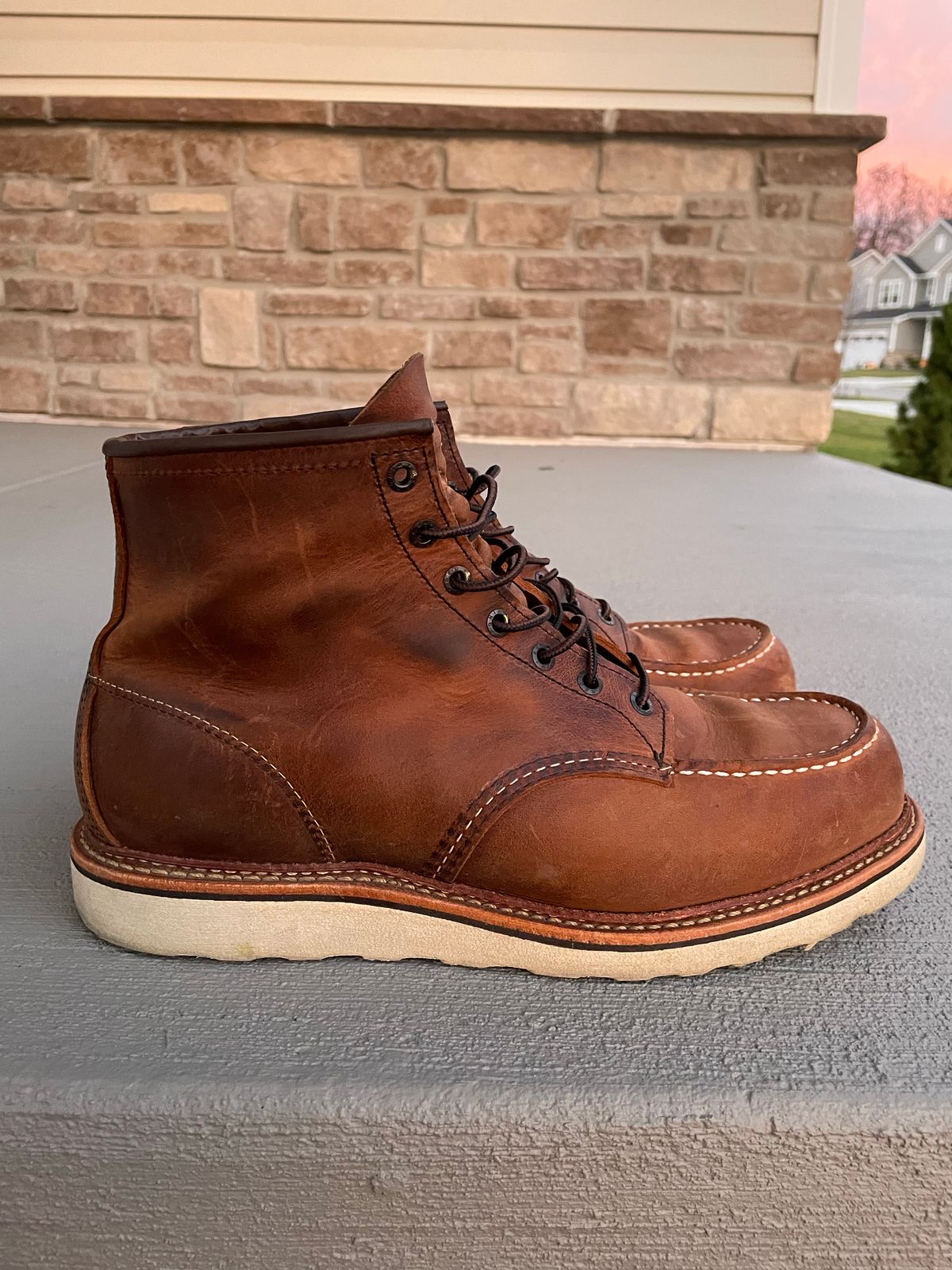 Photo by hconley on November 5, 2022 of the Red Wing 6-Inch Classic Moc in S.B. Foot Copper Rough and Tough.